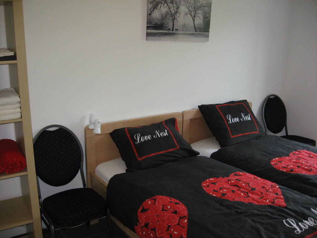 Bed and Breakfast Rustpunt Groote Heide à Heeze Chambre photo