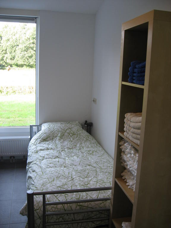 Bed and Breakfast Rustpunt Groote Heide à Heeze Extérieur photo